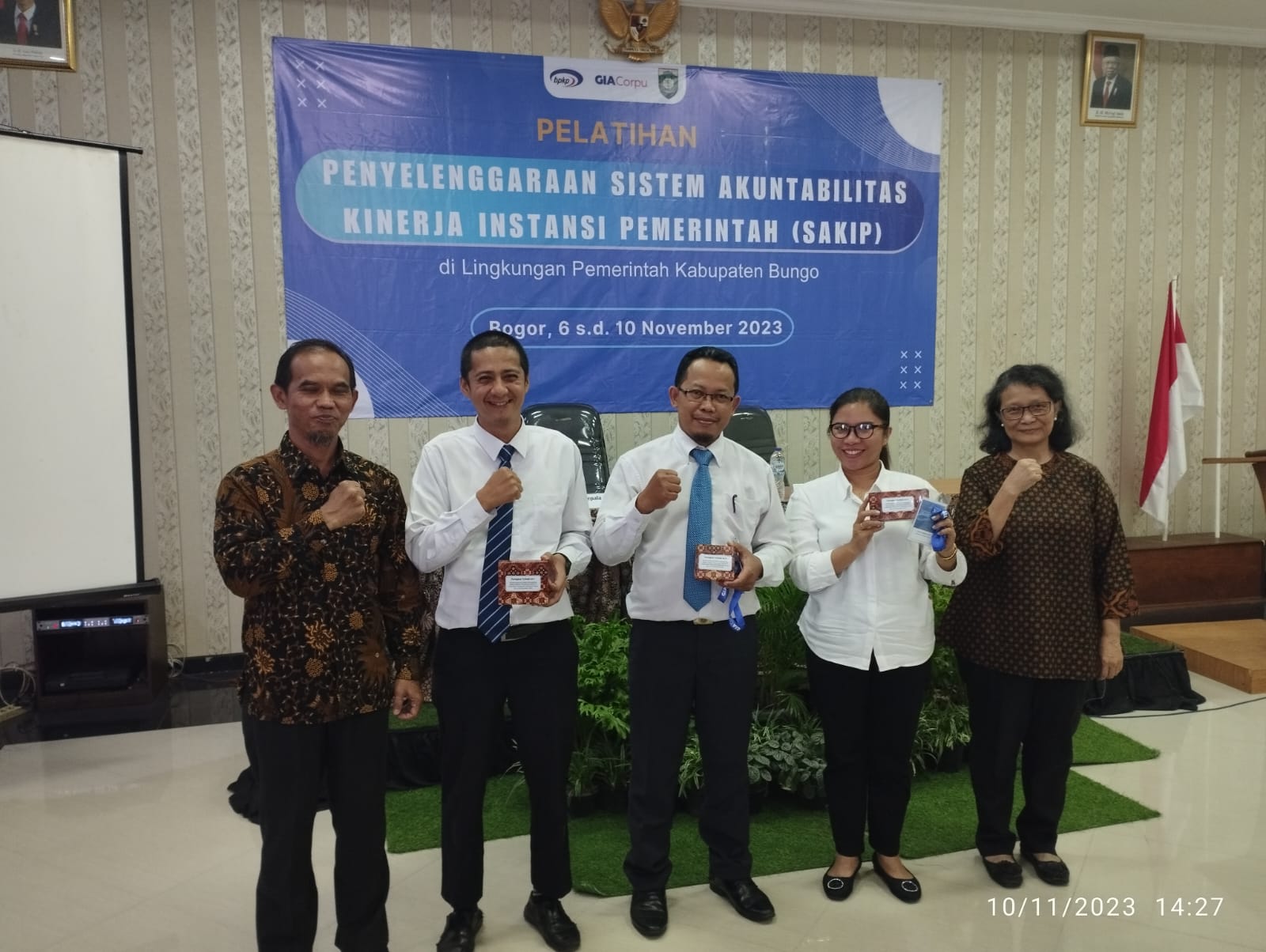 Penutupan Diklat Penyelenggaraan Sistem Akuntabilitas Kinerja Instansi Pemerinah (SAKIP)