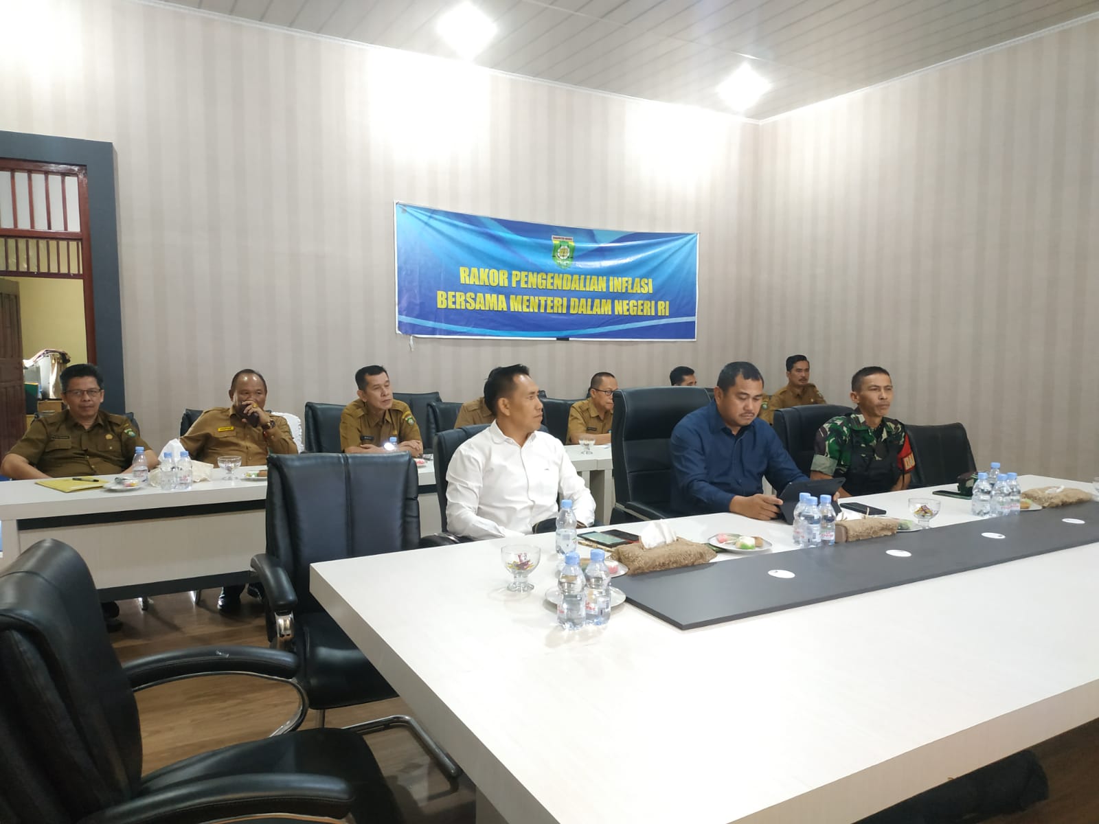 Bupati Bungo Bersama Forkopimda Hadiri Rakor Pengendalian Inflasi Daerah Secara Daring