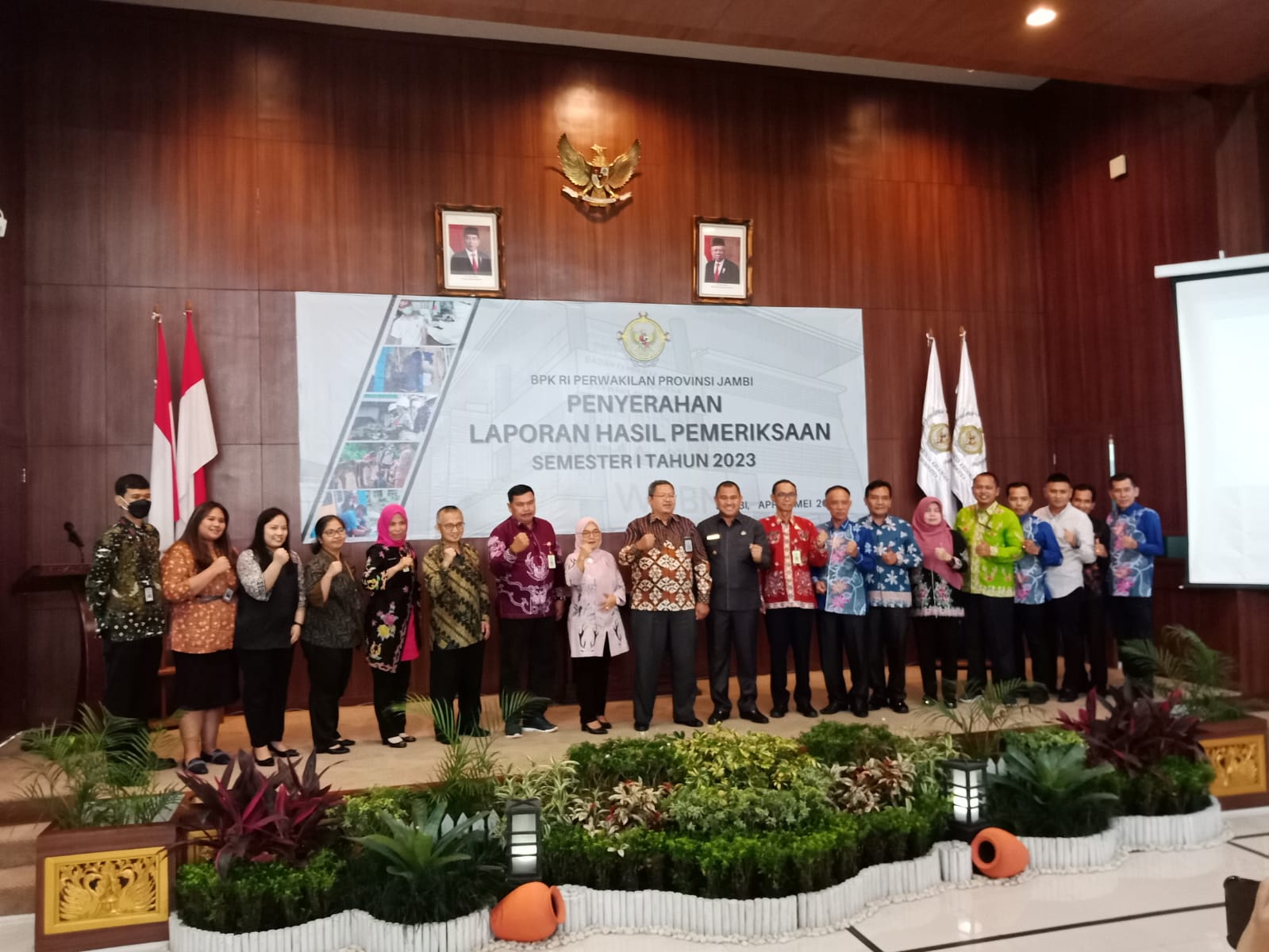 Inspektorat mendampingi Bupati Bungo penyerahan LHP dan mendapat Opini WTP atas LKPD Pemkab Bungo