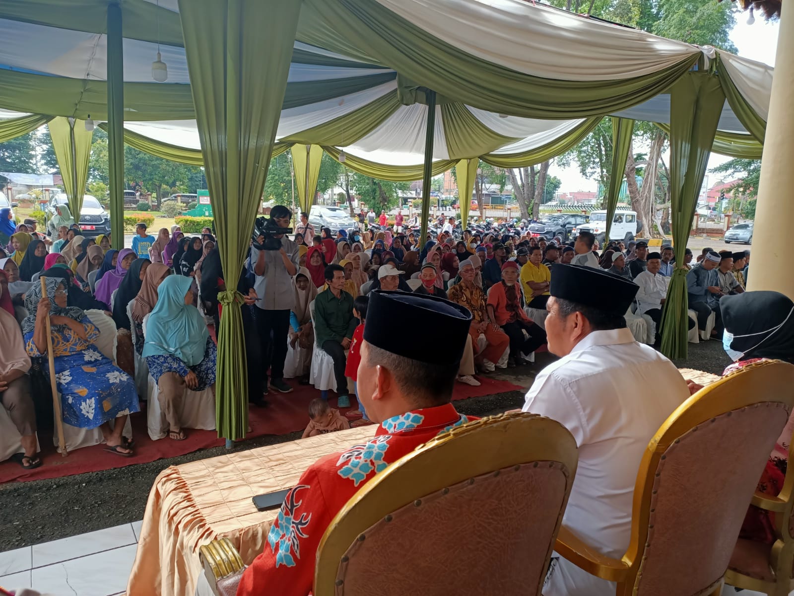 Kegiatan Penyaluran Paket Sembako dan Kupon Zakat Konsumtif Dari Baznas Kabupaten Bungo